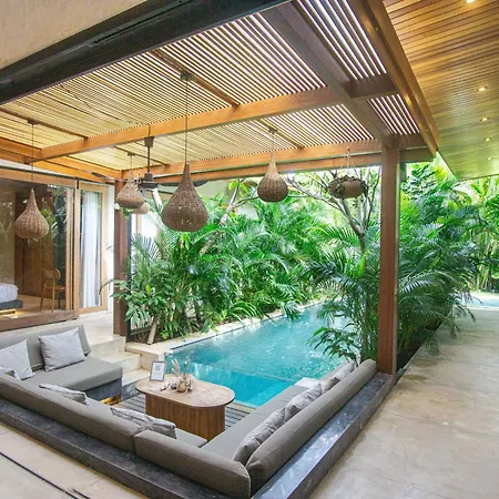 Suyai Villa Uluwatu - Private Pool & Concierge Service
